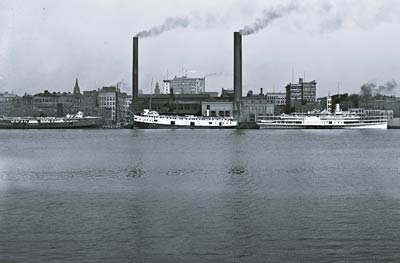 Waterfront, Maumee River, Toledo Ohio Steamboat Greyhound